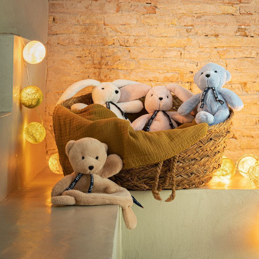 Illuminez l'imagination de vos enfants avec des lampes de chevet adaptées