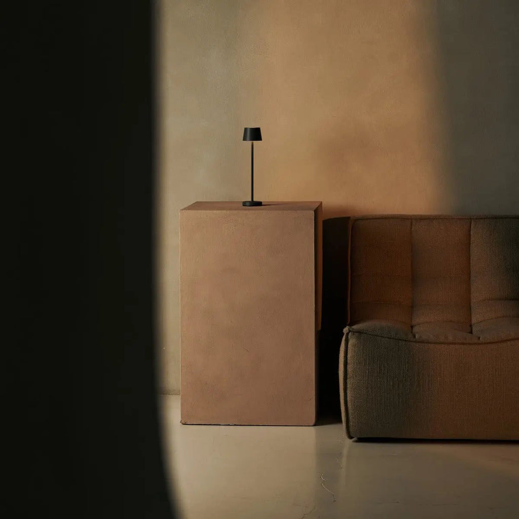 Combi Set Professional - 4 X Vondel Mini Stone Grey Grey Rechargeable Table Lampes et 1 X Amstel Wireless Station Wireles