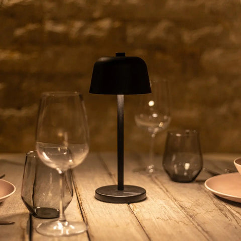 Lampe de table rechargeable noire Anton | Éclairage élégant et sans fil