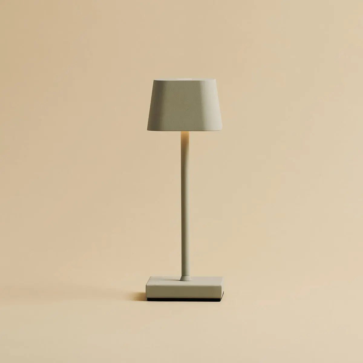 Sarphati Mini Shadow Grey Grey Cordless Table Lamp Perfection pour l'industrie hôtelière - Rechargeable sans fil via...