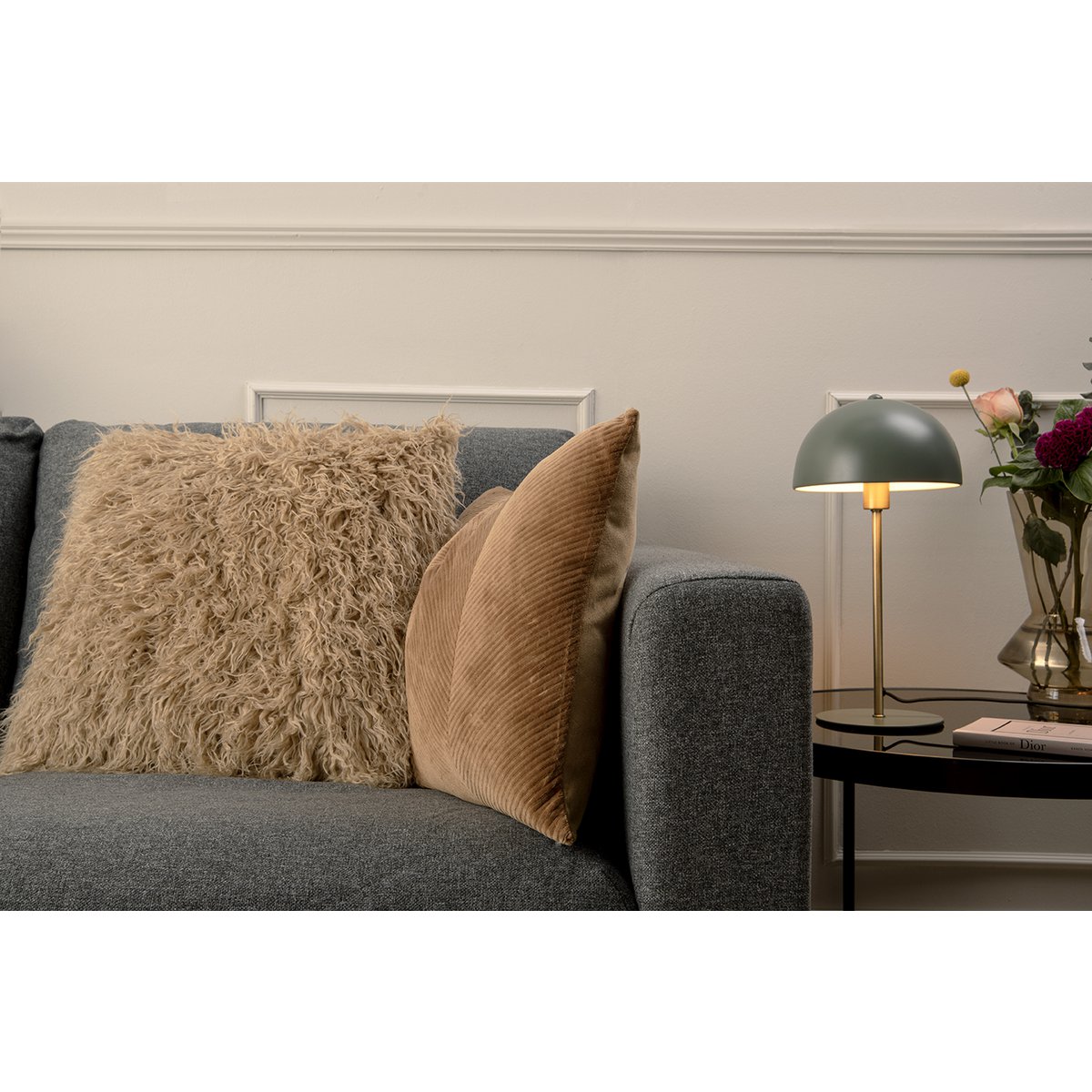 Lampe De Table "Bonnet"