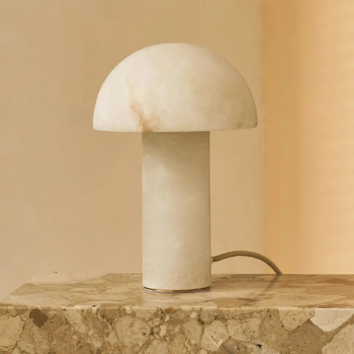 Lampe en albâtre élégante Francesco – Éclairage de luxe fabriqué à la main