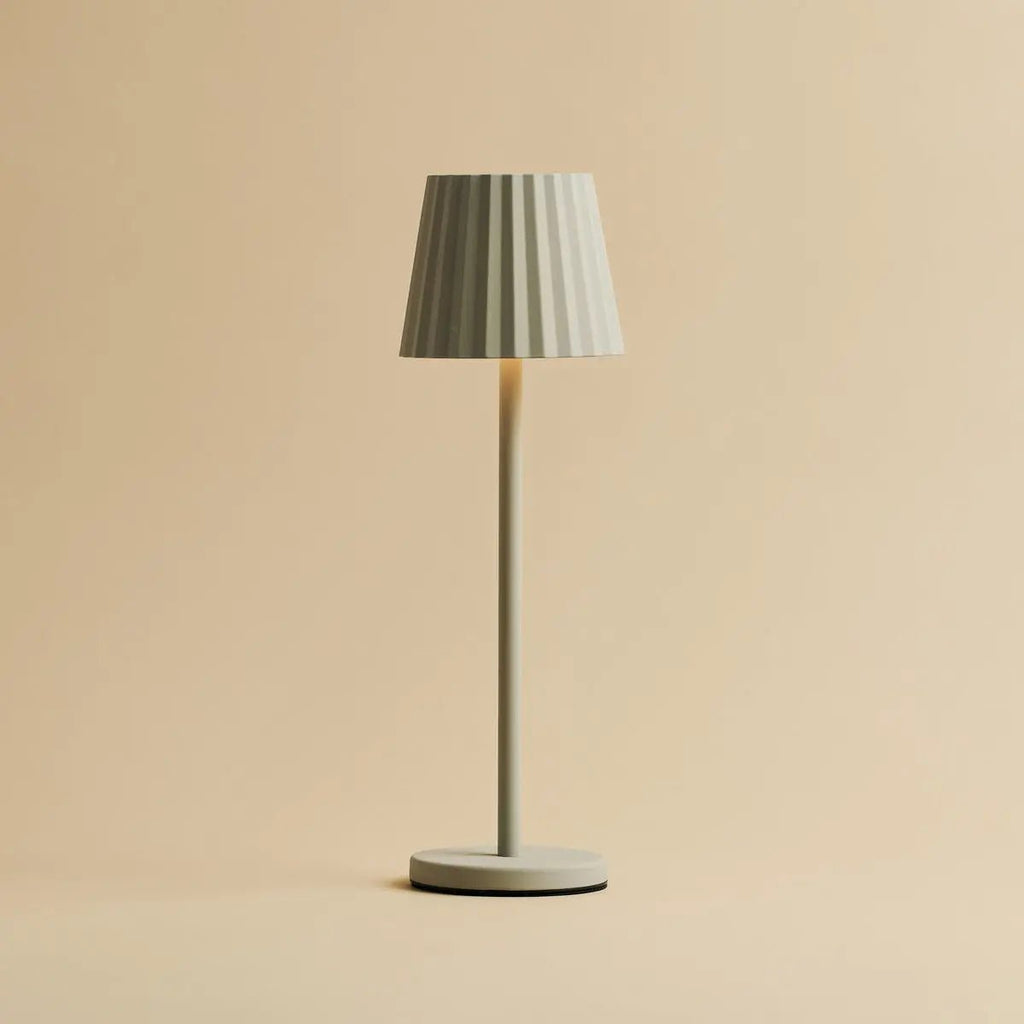 8× Maya Shadow Grey — Pack lampes rechargeables hôtel Tavellio