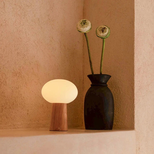 Lampe de table rechargeable en bois marron clair maximum avec verre et batterie rechargeable | Éclairage dimmable et polyvalent