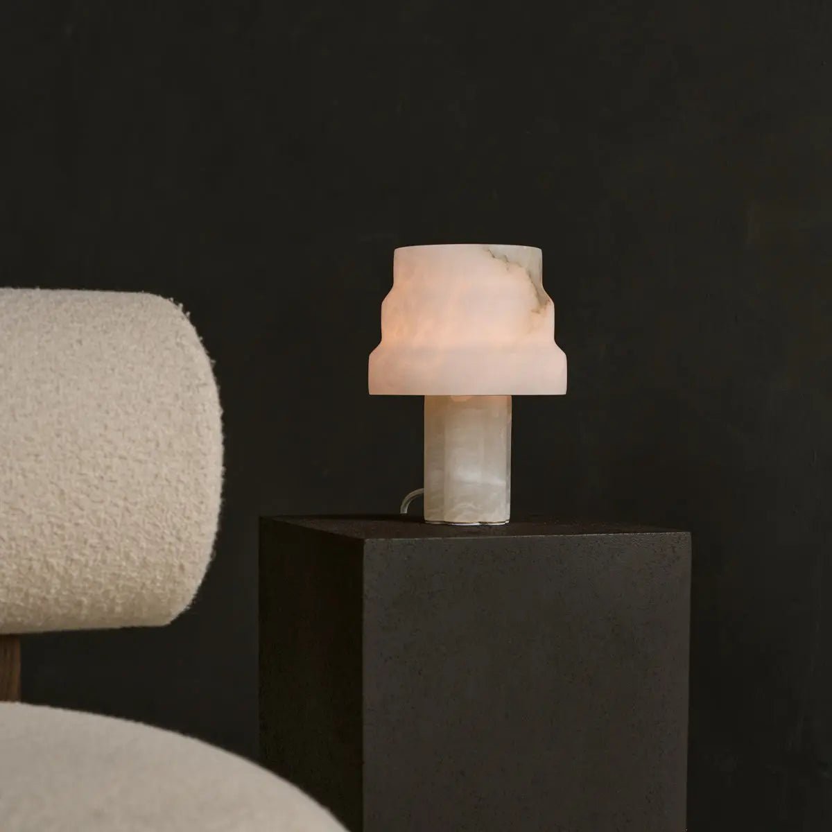 Lampe Alessandra Albâtre | Éclairage moderne et élégant pour les intérieurs