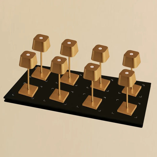 Combi Set Professional - 8 x Sarphati Mini Gold Rechargeable Table Lampes et 1 X Station centrale Station de charge sans fil avec Qi-Technology - Perfect pour les restaurants, l'hospitalité et les hôtels