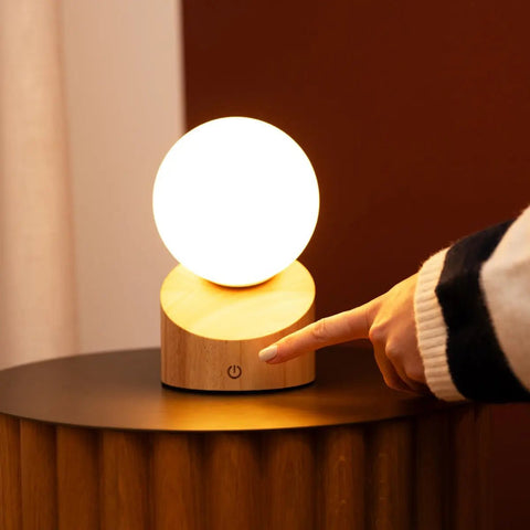 Lampe rechargeable élégante Morris – Conception sans fil, à intensité variable et respectueuse de l’environnement