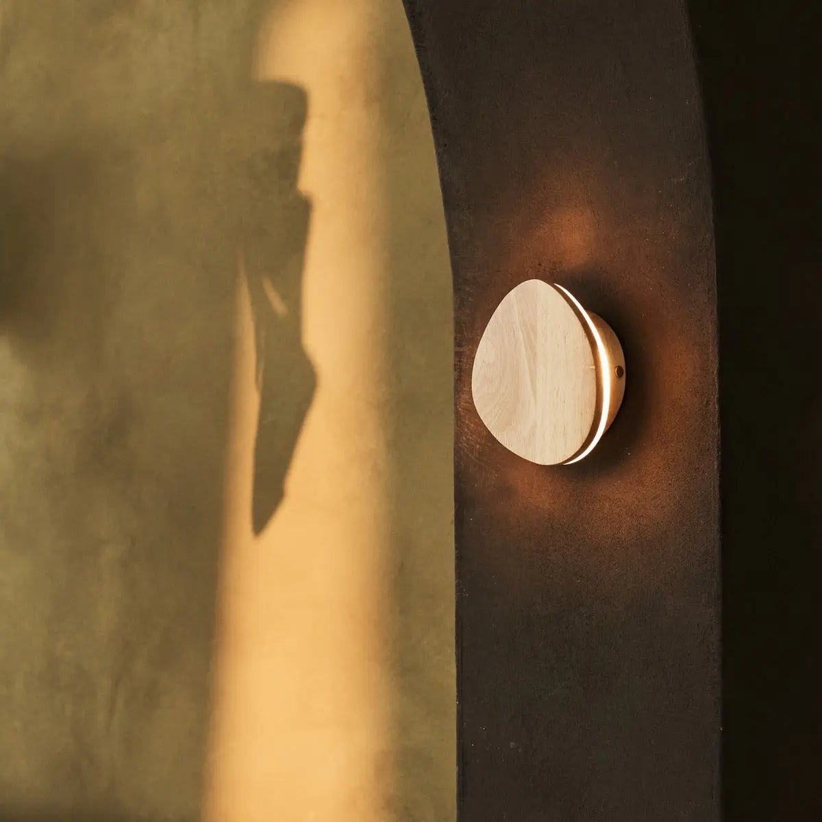 Lulu - Lumière murale sans fil et rechargeable - lampe dimmable et la lumière chaude