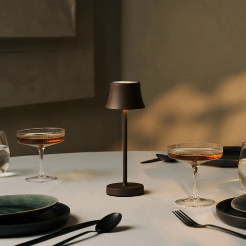 Combi set professionnel - 8 x de pijp mini moka marron marron les lampes de table et 1 x station de charge sans fil de station centrale avec Qi-technologie - parfait pour les restaurants, l'hospitalité et les hôtels
