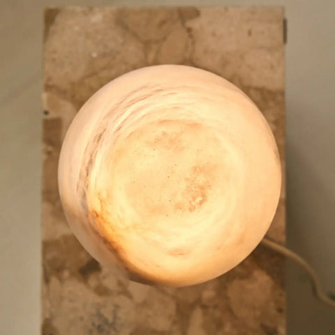 Lampe Alessandra Albâtre | Éclairage moderne et élégant pour les intérieurs