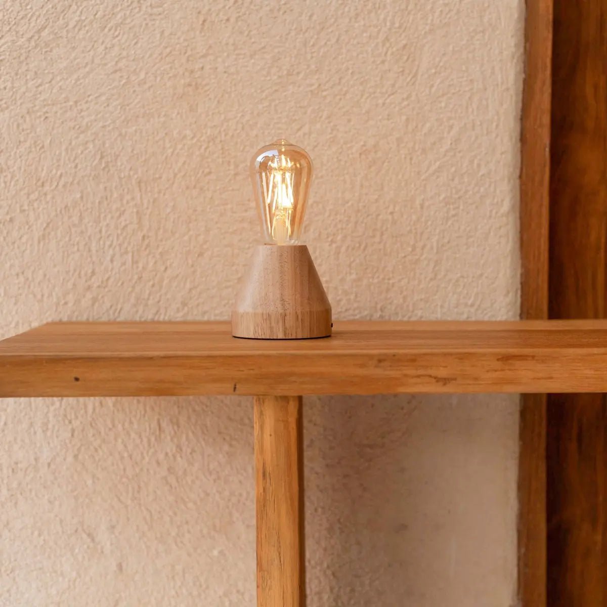 Lampe à LED à LED de recharge Light Zavi Brown - Batterie de 60 heures sans fil.