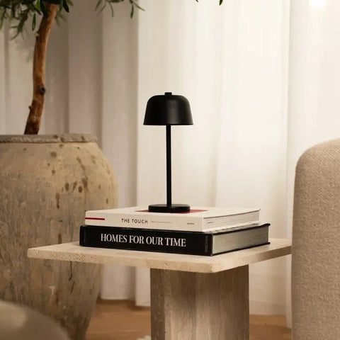 Lampe de table rechargeable noire Anton | Éclairage élégant et sans fil