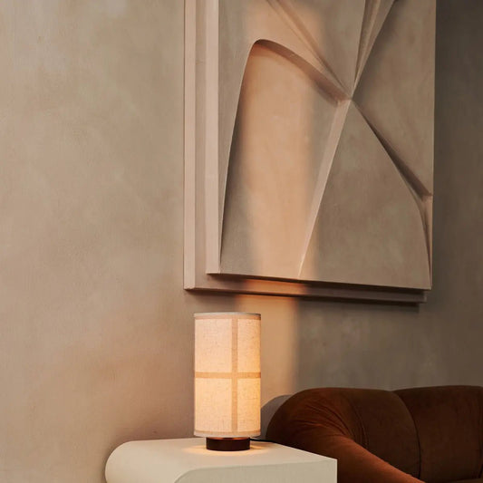 Lampe de table Sakura marron foncé avec abat-jour en lin | Éclairage fait à la main et élégant