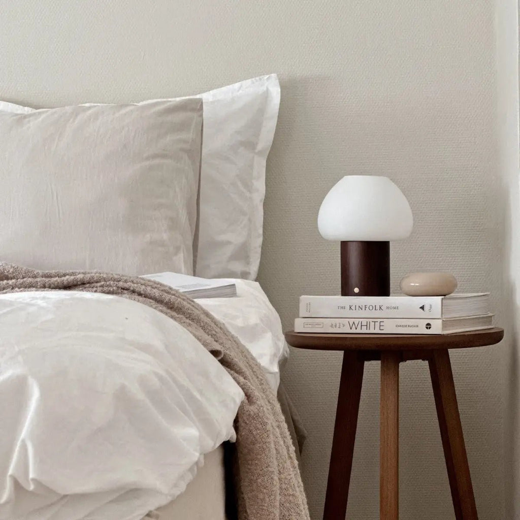 Lampe en bois Fynn marron foncé – Lumière rechargeable et à intensité variable