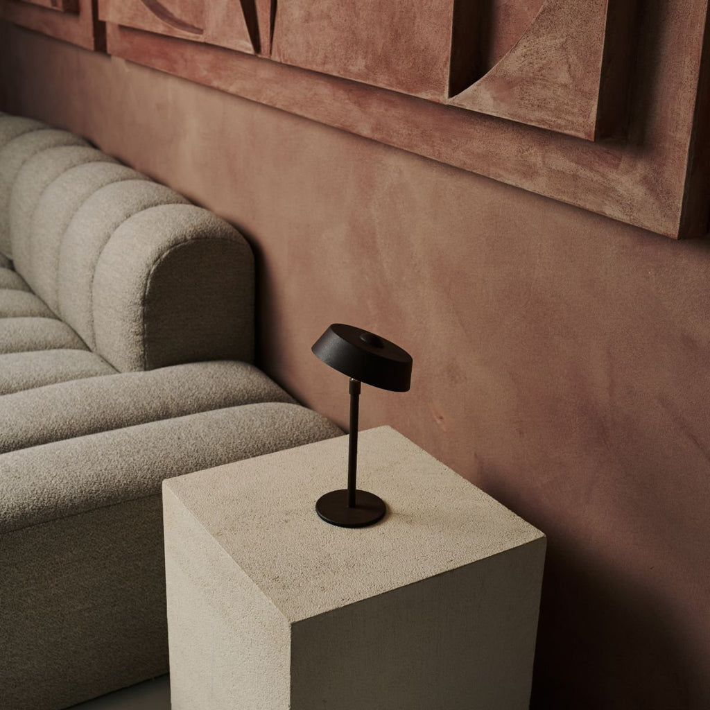 Luca Mocha Brown - lampe rechargeable USB l minimaliste, ludique et dimmable