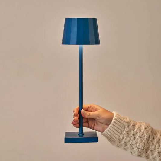Combi Set Professional - 4 X Wouter Delftware Blue Rechargeable Table Lamps et 1 X Amstel Wireless Station Wireles