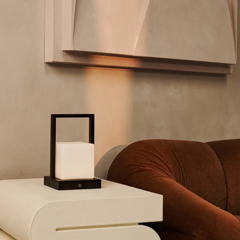 Lampe de table rechargeable "Noah" marron foncé | Rechargeable, variable et sans fil