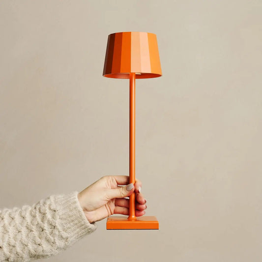 Combi set professionnel - 8 x wouter fleurs de table de table rechargeable orange et 1 x station de charge sans fil avec Qi-technologie - parfait pour les restaurants, l'hospitalité et les hôtels