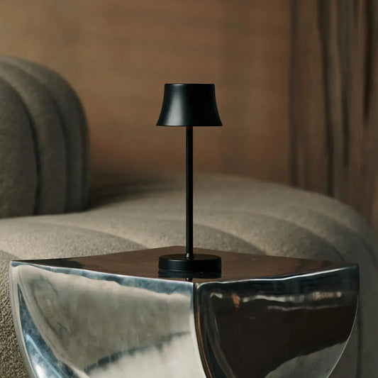 De Pijp Mini Midnight Black Rechargeable Table Lampe - Charge sans fil, lampe dimmable et 3 couleurs claires