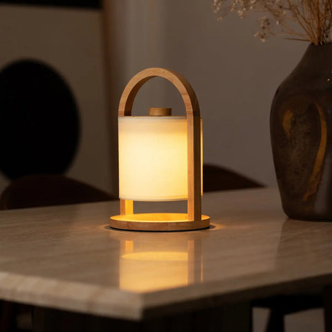 Lampe rechargeable en bois marron clair River – Lumière à intensité variable et sans fil