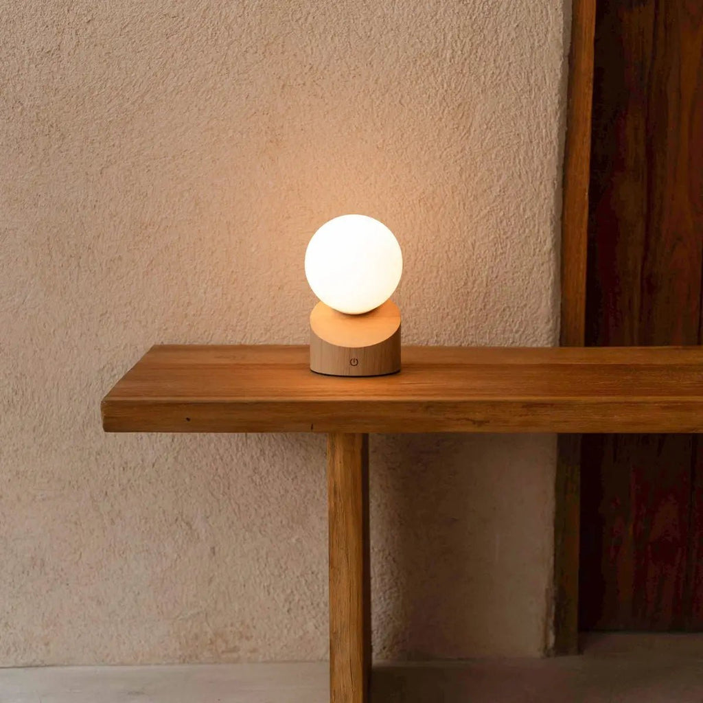 Lampe rechargeable élégante Morris – Conception sans fil, à intensité variable et respectueuse de l’environnement