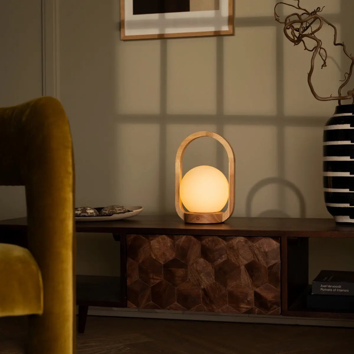 Lampe sans fil en bois marron clair Skye | Conception rechargeable et variable