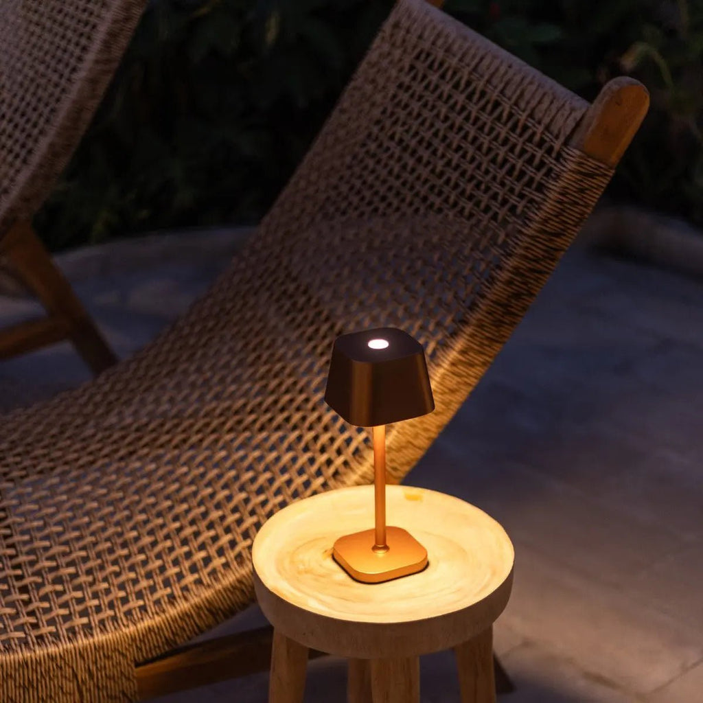 Lampe de table rechargeable en cuivre Ava | Élégant, sans fil et à intensité variable