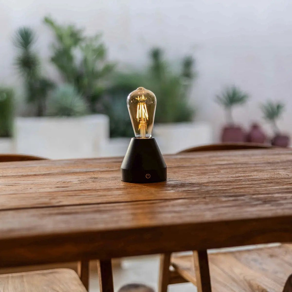 Lampe de table LED rechargeable marron foncé "Zavi" – Sans fil, à intensité variable, batterie de 80 heures