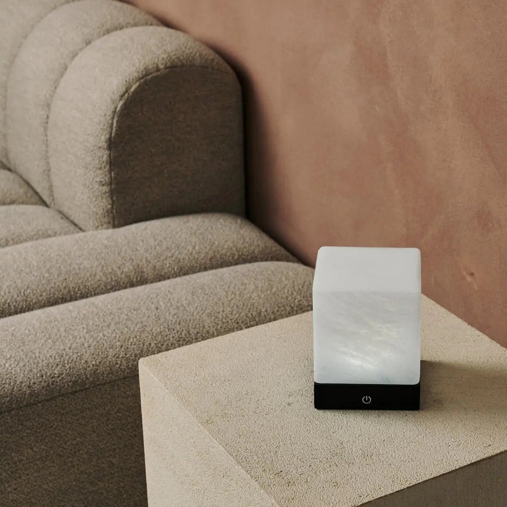 Lampe en bois sans fil noir "Yce" avec verre congelé - batterie rechargeable, dimmable, 100 heures