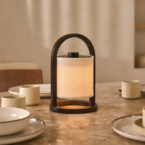 Lampe en bois sans fil River marron foncé – rechargeable et variable