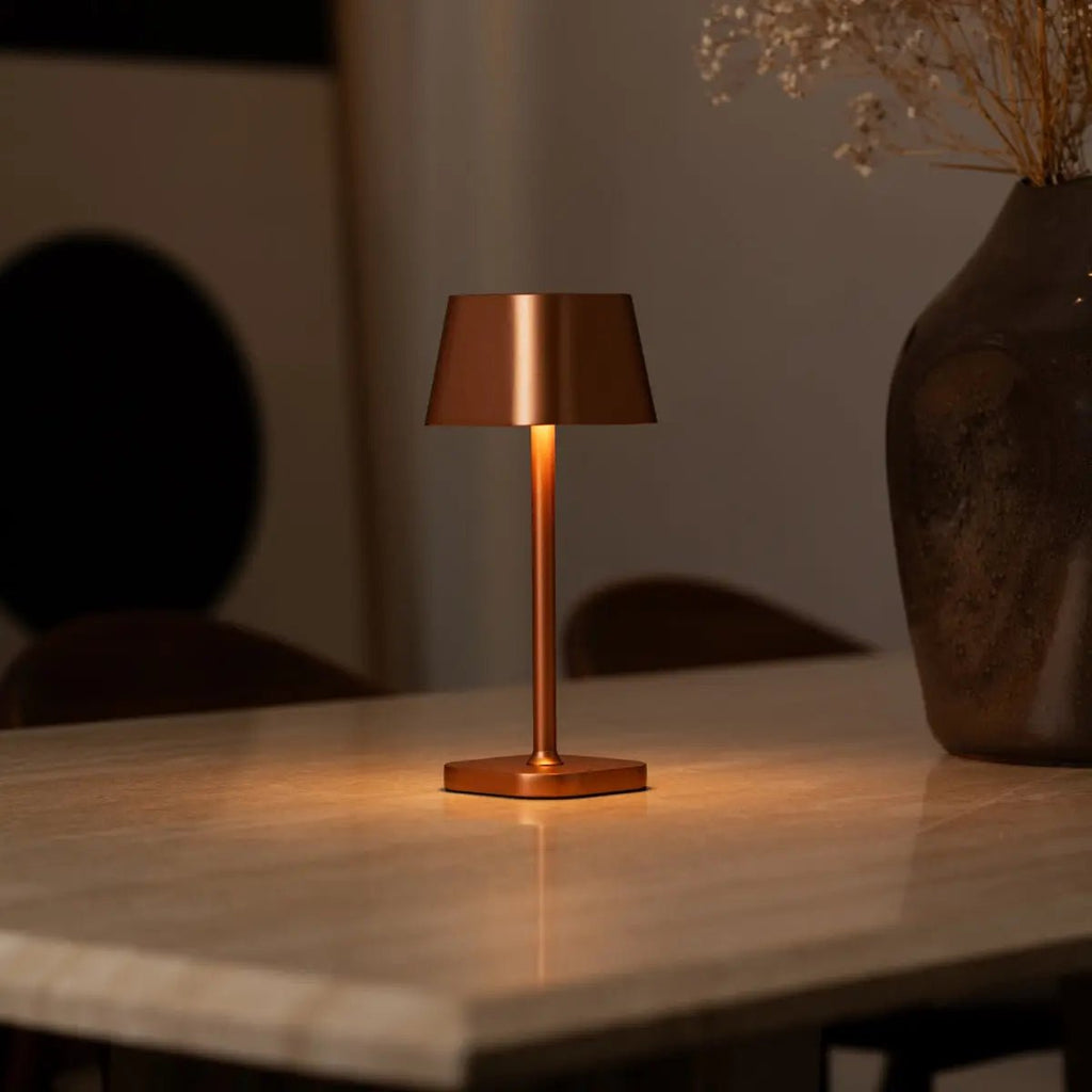 Lampe de table rechargeable en cuivre Ava | Élégant, sans fil et à intensité variable