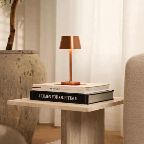 Lampe de table rechargeable en cuivre Ava | Élégant, sans fil et à intensité variable