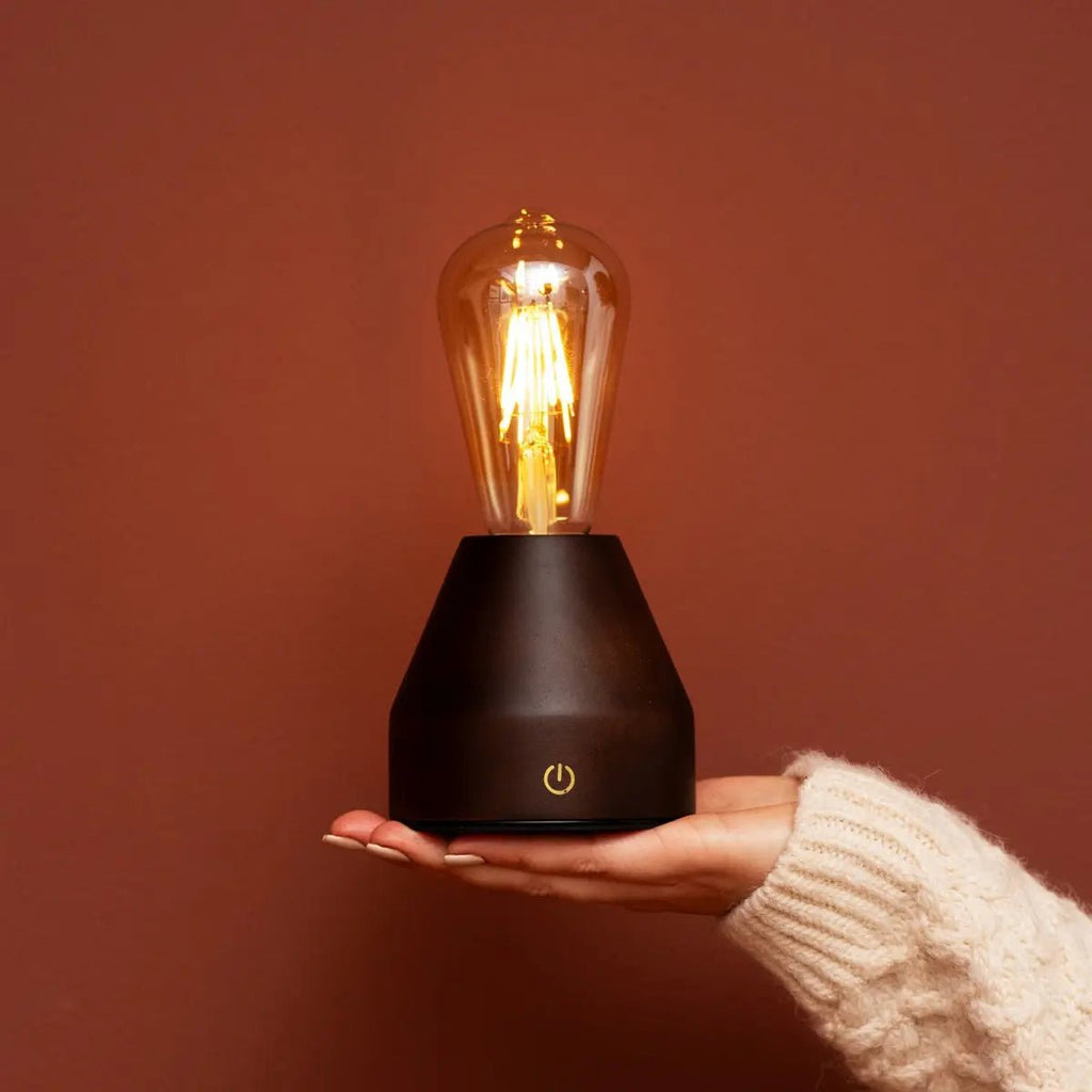 Lampe de table LED rechargeable marron foncé "Zavi" – Sans fil, à intensité variable, batterie de 80 heures