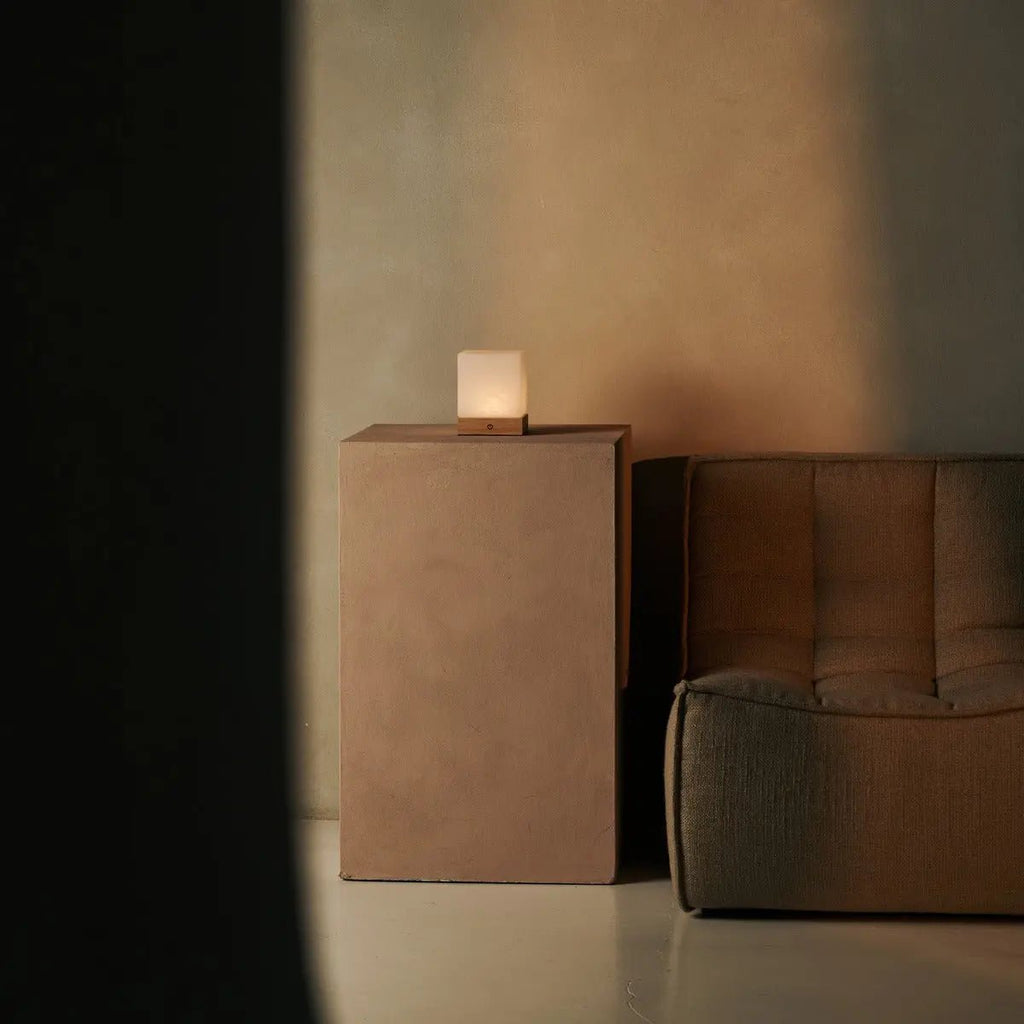 Lampe en bois sans fil brun clair avec verre congelé - batterie rechargeable, dimmable, 100 heures