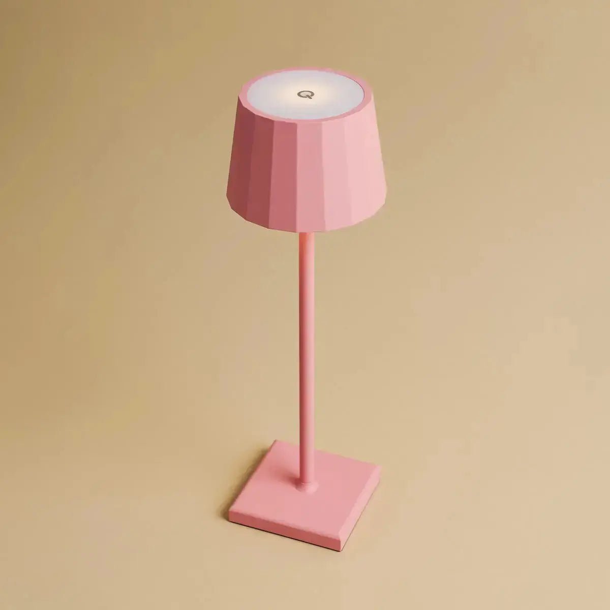Wouter Flamingo Pink Rechargeable Table Lampe - Charge sans fil, Dimmable, durée de vie de la batterie de 120 heures