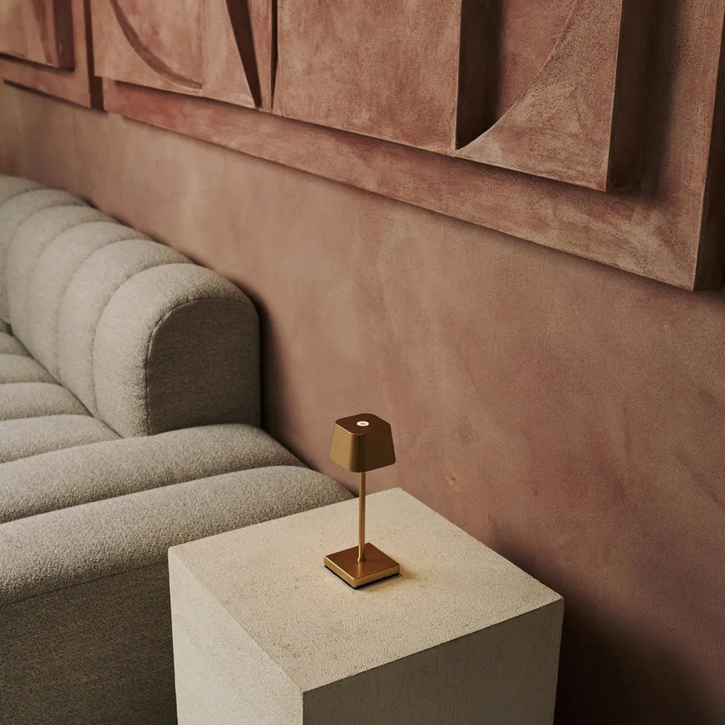 Lampe de table sans fil Sarphati mini parfaite pour l'industrie hôte