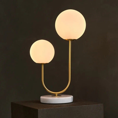 Giorgia Lampe en marbre élégant - lampe de table élégante avec ampoules en verre givré