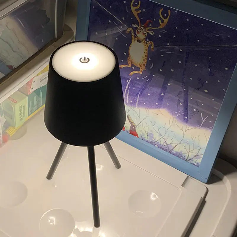 Lampe de Chevet Trépied Sans Fil.