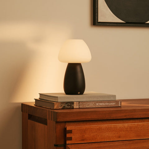 Ours Brown Brown Élégant lampe rechargeable - Design sans fil, dimmable, respectueux de l'environnement