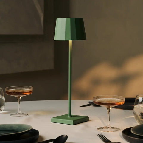 Wouter Sage Green Rechargeable Table Lampe - Charge sans fil, Dimmable, durée de vie de la batterie de 120 heures