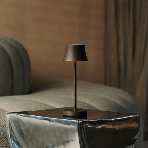 De Pijp Mini Mocha Brown Brown Rechargeable Table Lampe - Charge sans fil, lampe dimmable et 3 couleurs claires