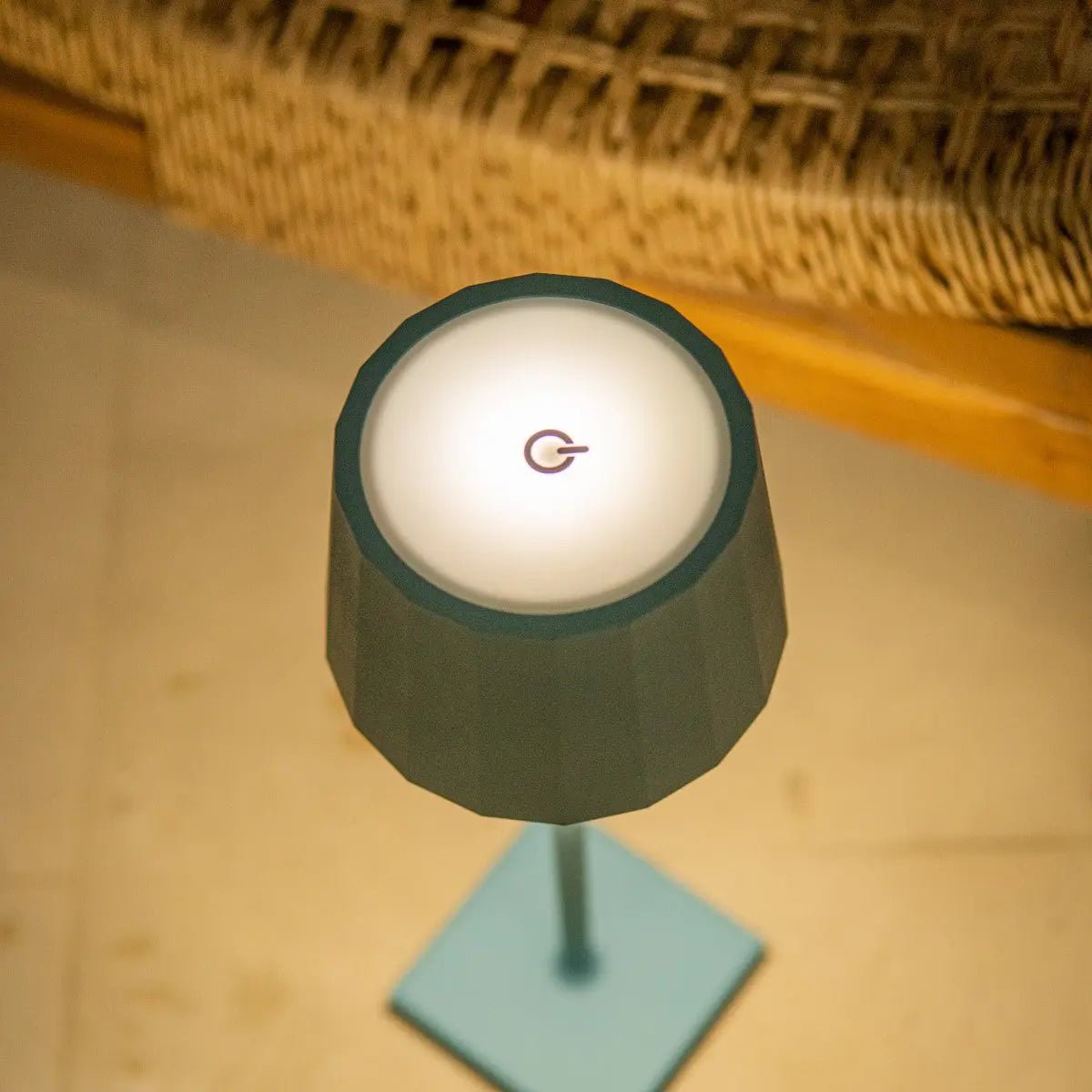 Lampe de table rechargeable bleue "William" Amsterdams | Intensité variable, batterie de 120 heures et USB-C