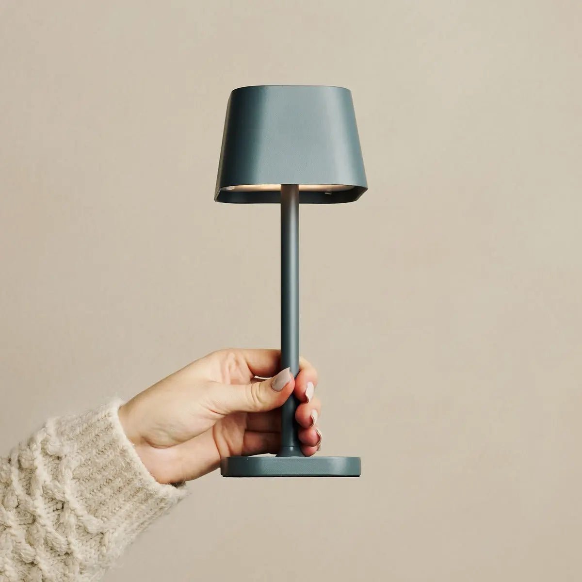 Ava Stone Grey - lampe de table rechargeable | Lampe élégante et sans fil
