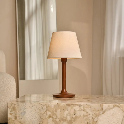 Lampe Nova Marron Châtaignier avec Base en Bois | Éclairage élégant pour salon et chambre à coucher