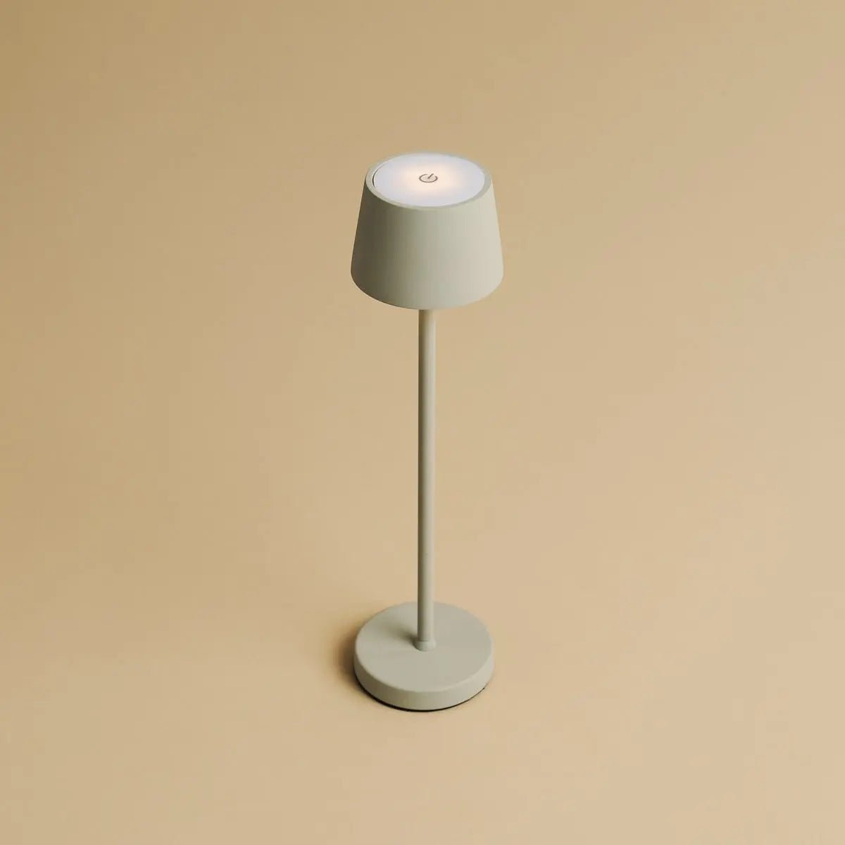 Vondel Mini Shadow Grey Grey Rechargeable et lampe sans fil parfaite pour l'industrie hôtelière - sans fil rechargeable via la station de charge