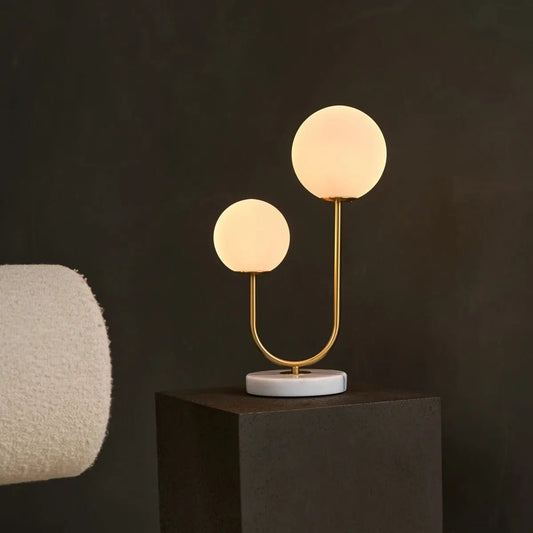 Giorgia Lampe en marbre élégant - lampe de table élégante avec ampoules en verre givré