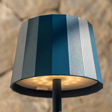 Wouter Delftware Blue Rechargeable Table Lampe - Charge sans fil, Dimmable, durée de vie de la batterie de 120 heures