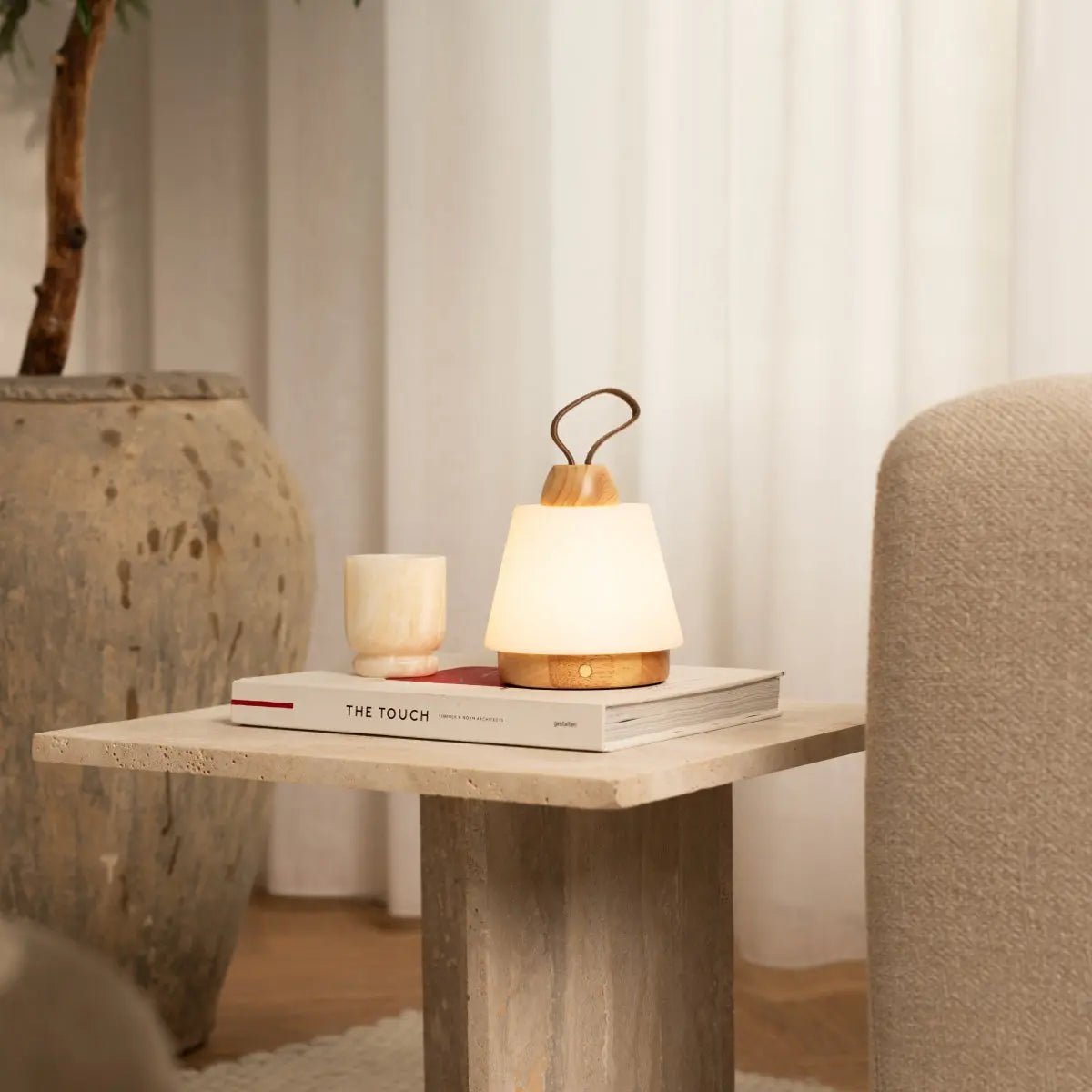 Lampe rechargeable Liv Light Brown – Bracelet en cuir, à intensité variable, sans fil