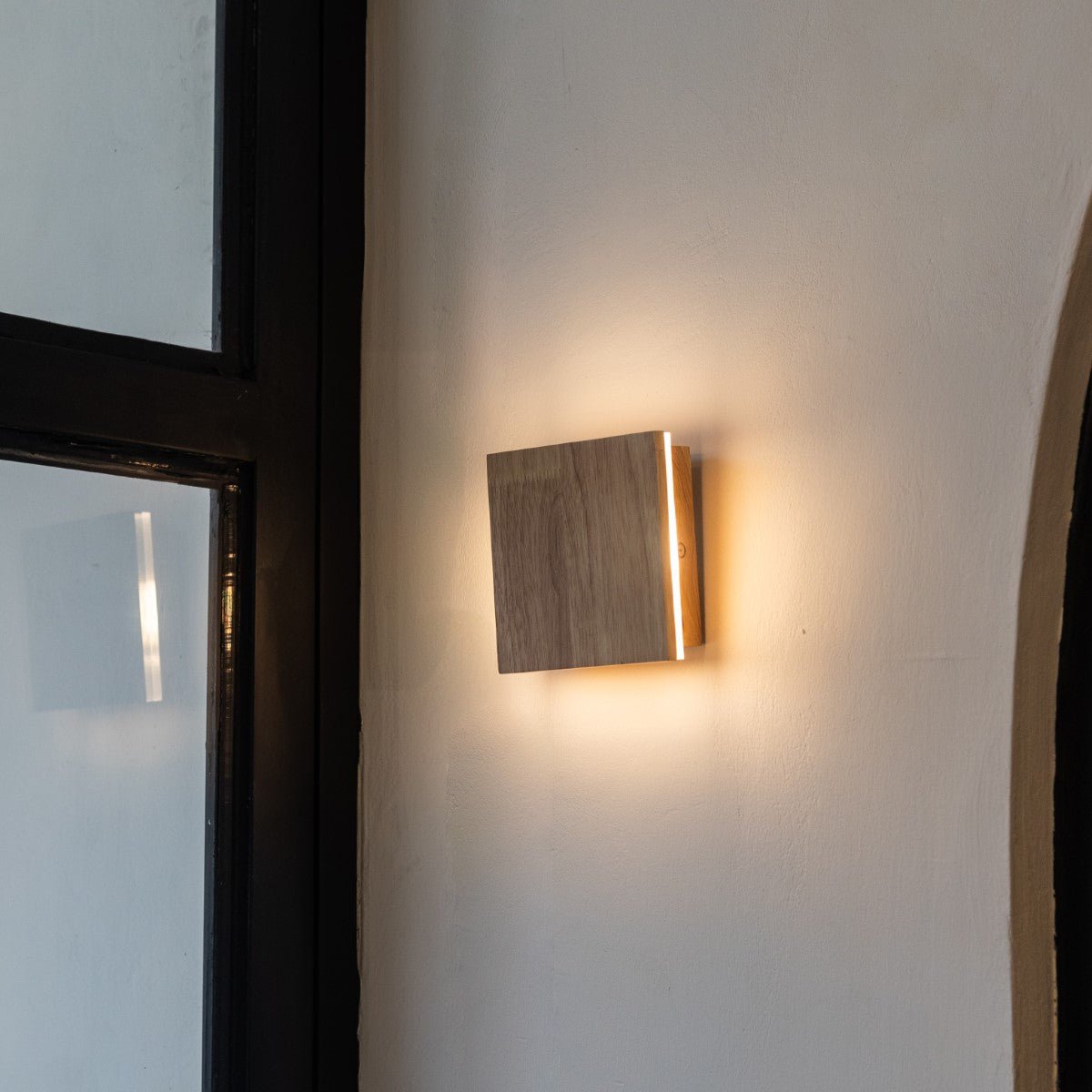 Lampe murale sans fil marron clair - lampe en bois rechargeable, dimmable et naturel