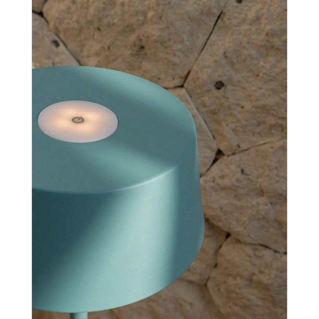 Lampe de table en fer rechargeable bleue Hugo Amsterdams - Intensité variable, élégante et sans fil